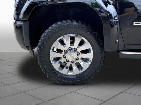 Used 2024 GMC Sierra 2500 Denali Ultimate w/ Max Trailering Package AWD/4WD image 11