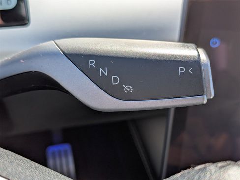 Used 2022 Tesla Model Y Performance image 25