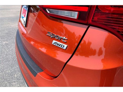 Used 2018 Hyundai Santa Fe Sport AWD/4WD image 8