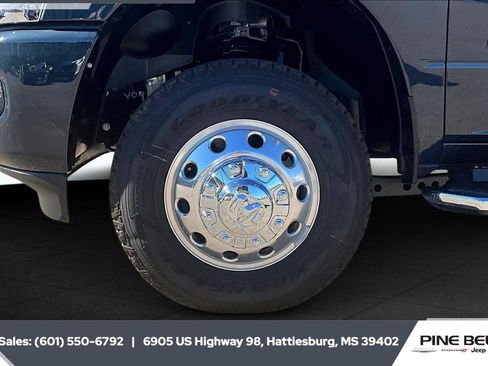 New 2026 RAM 3500 Laramie AWD/4WD image 11