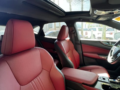 Used 2025 Lexus NX 250 FWD w/ Towing Package (2000 Lbs) image 45