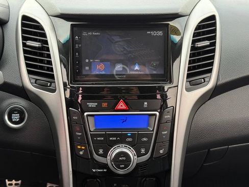 Used 2014 Hyundai Elantra GT w/ Option Group 03 FWD image 22