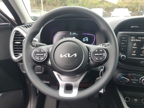 New 2025 Kia Soul LX image 25