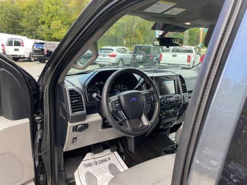 Used 2019 Ford F150 XLT image 9