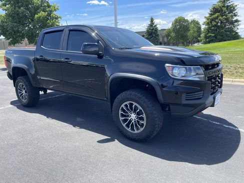 Used 2022 Chevrolet Colorado ZR2 AWD/4WD image 7