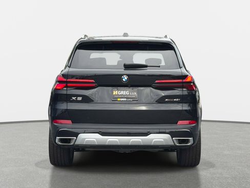 Used 2025 BMW X5 xDrive40i w/ Premium Essential Package AWD/4WD image 4