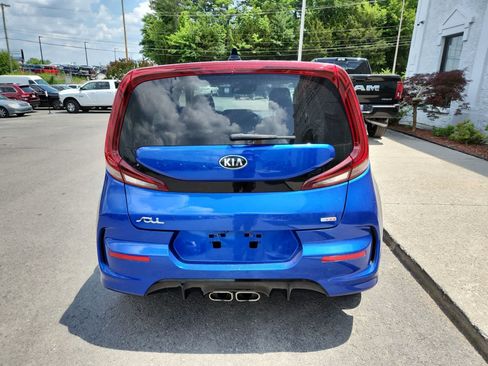 Used 2021 Kia Soul Turbo FWD image 4