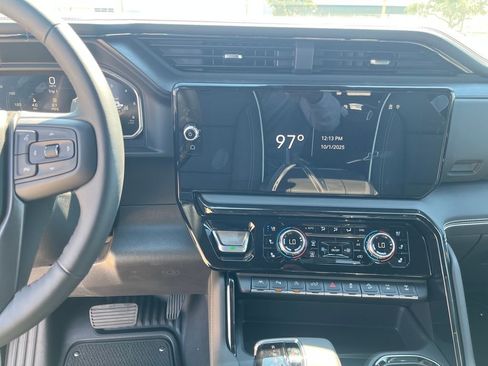 New 2026 GMC Sierra 1500 AT4X image 18