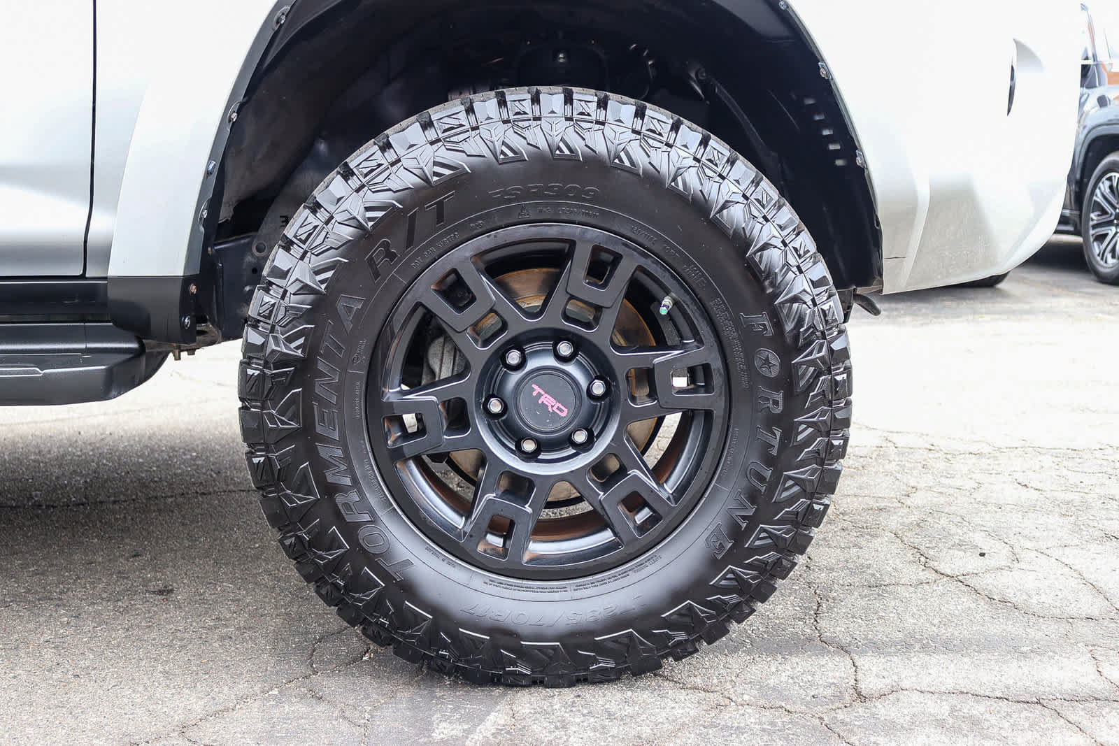 Used 2021 Toyota 4Runner SR5 AWD/4WD image 10