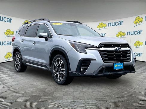 Used 2023 Subaru Ascent Limited AWD/4WD image 1