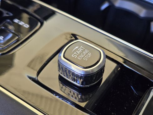 New 2026 Volvo XC90 T8 Plus image 22