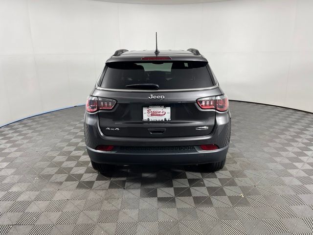 Used 2023 Jeep Compass Latitude AWD/4WD image 6