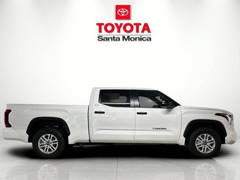 New 2026 Toyota Tundra SR5 w/ SR5 Convenience Package RWD image 2