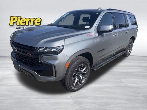 Used 2024 Chevrolet Suburban Z71 w/ Luxury Package image 1