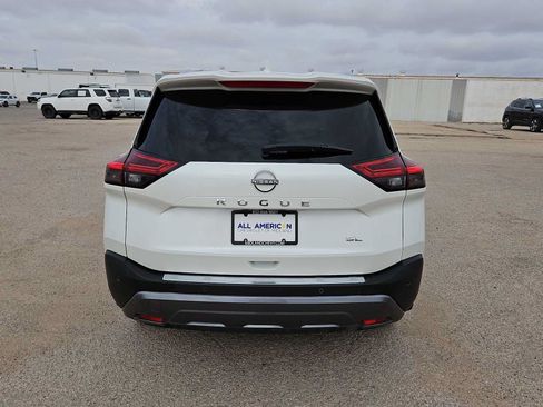 Used 2023 Nissan Rogue SL w/ SL Premium Package FWD image 7