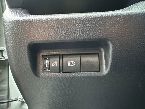 Used 2019 Toyota RAV4 XLE image 30