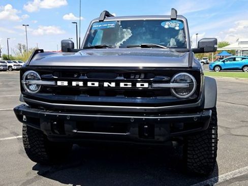 Used 2023 Ford Bronco Outer Banks w/ Sasquatch Package AWD/4WD image 3