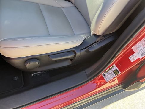 Used 2020 MAZDA CX-30 FWD w/ Select Package image 15