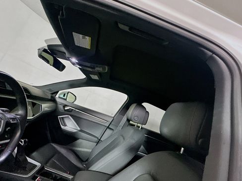 Used 2024 Audi Q3 2.0T Premium image 25