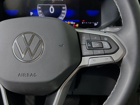 Used 2024 Volkswagen Taos S image 20