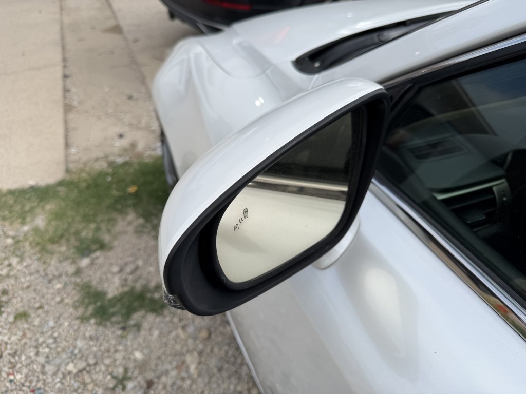 Used 2016 Lexus IS 350 RWD image 32