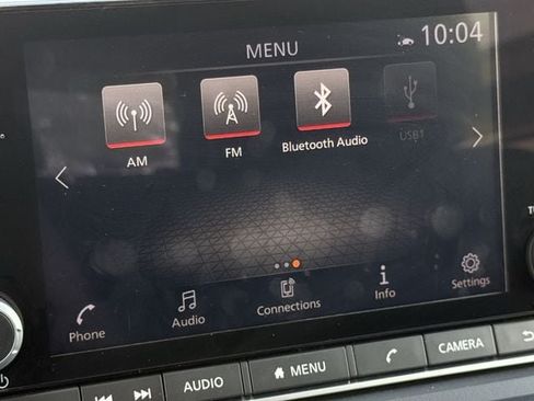Used 2025 Nissan Rogue SV AWD/4WD image 18