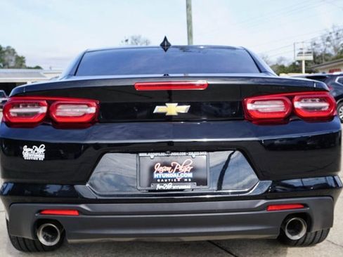 Used 2023 Chevrolet Camaro LT image 6