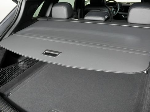 New 2026 Porsche Cayenne AWD/4WD image 39