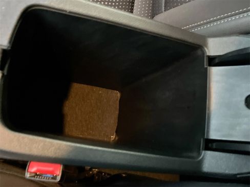 Used 2024 Chevrolet Trax LT image 23