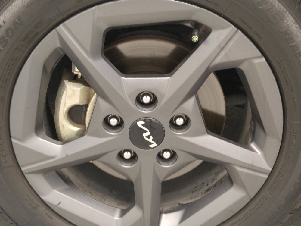 Used 2025 Kia K4 FWD image 31
