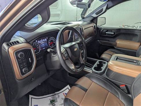 Used 2019 Chevrolet Silverado 1500 High Country image 11