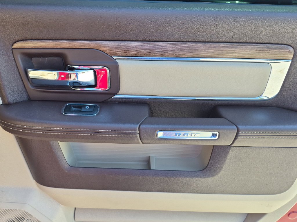 Used 2014 RAM 1500 Laramie w/ Convenience Group RWD image 8