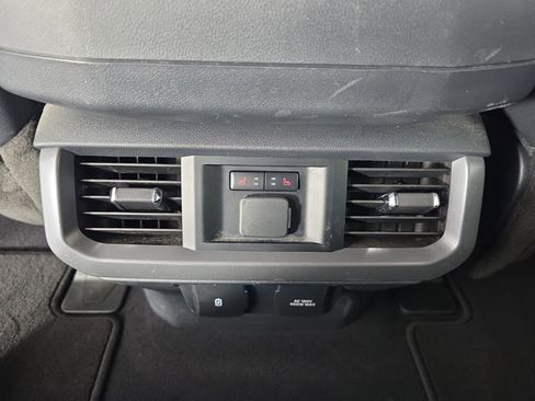 Used 2023 Ford F150 Lariat w/ Equipment Group 502A High image 28