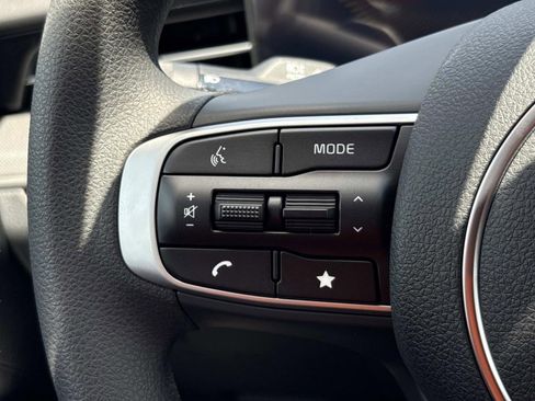 New 2026 Kia K5 LXS FWD image 18