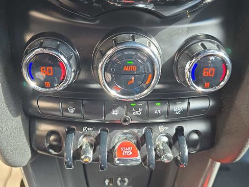 Used 2014 MINI Cooper 2-Door Hardtop image 14