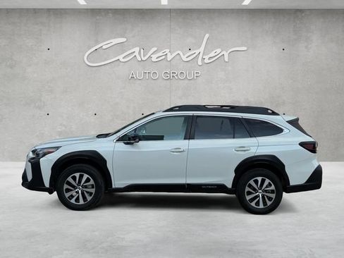 Used 2024 Subaru Outback Premium AWD/4WD image 13