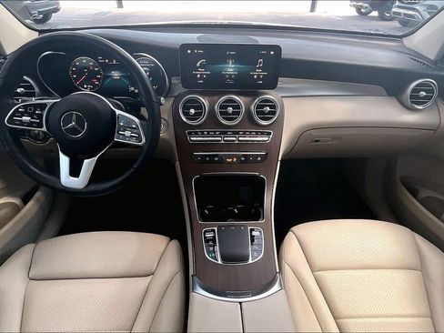 Used 2022 Mercedes-Benz GLC 300 4MATIC image 16