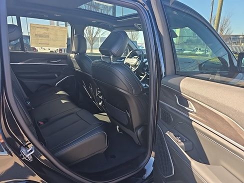 New 2026 Jeep Grand Cherokee Limited image 20