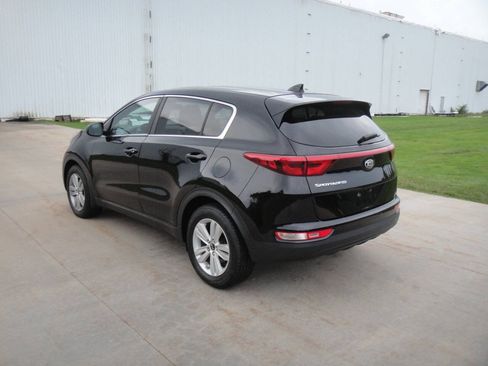 Used 2017 Kia Sportage LX FWD image 9