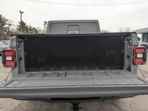Used 2022 Jeep Gladiator Mojave w/ LED Lighting Group image 39