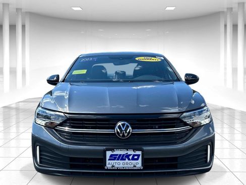 Certified 2023 Volkswagen Jetta Sport FWD image 8