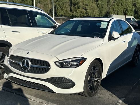 Used 2023 Mercedes-Benz C 300 Sedan image 2