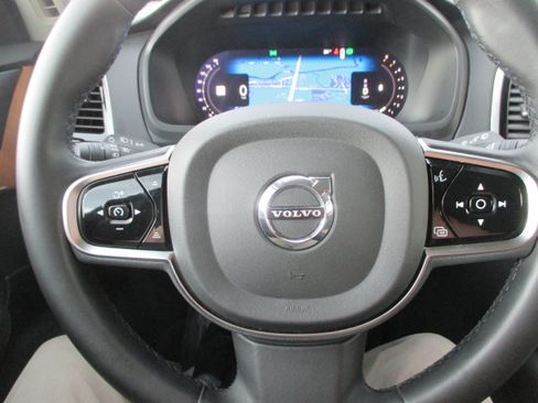 Used 2023 Volvo XC90 B6 Plus w/ Protection Package Premier AWD/4WD image 26
