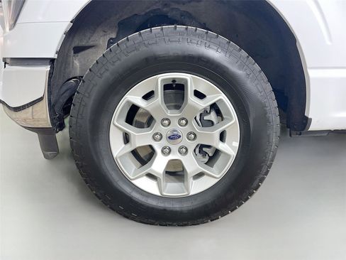 Used 2023 Ford F150 XLT AWD/4WD image 27