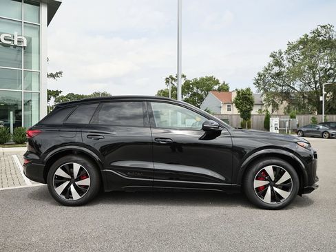 New 2027 Audi SQ6 e-tron Premium Plus AWD/4WD image 4