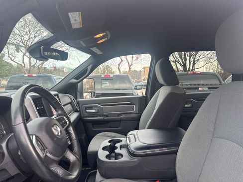 Used 2023 RAM 2500 Big Horn w/ Level 1 Equipment Group image 7