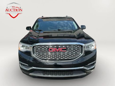 Used 2017 GMC Acadia Denali w/ Technology Package FWD image 1