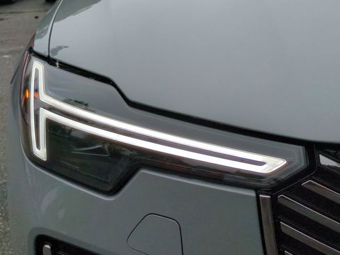 New 2026 Volvo XC90 B6 Plus w/ Protection Package Premier image 10