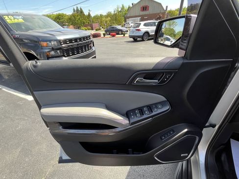 Used 2017 Chevrolet Tahoe LT image 7