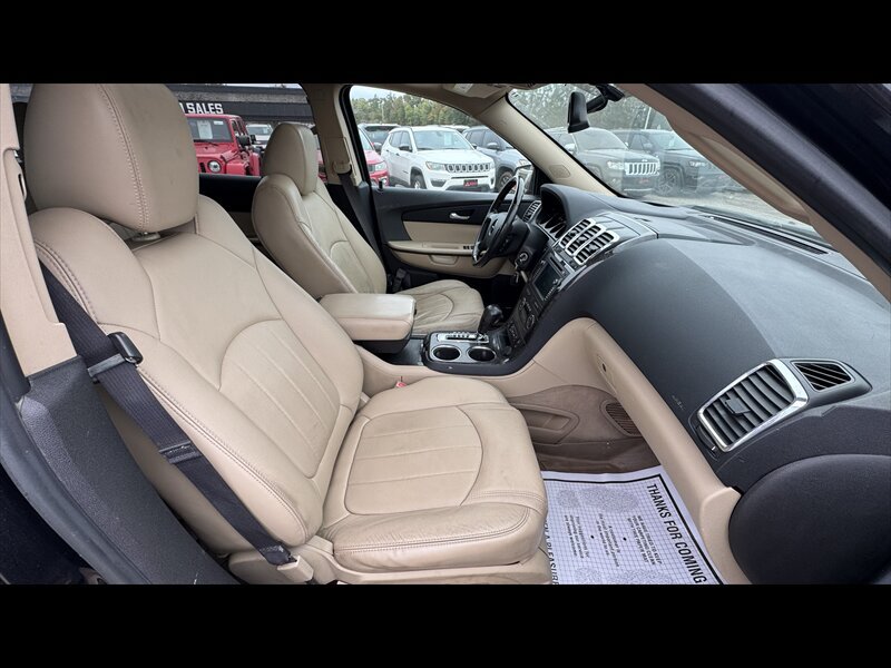 Used 2011 GMC Acadia Denali AWD/4WD image 12